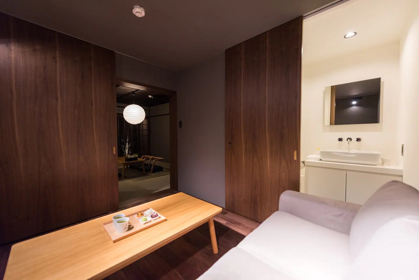 条 | Kyoto Machiya Stays